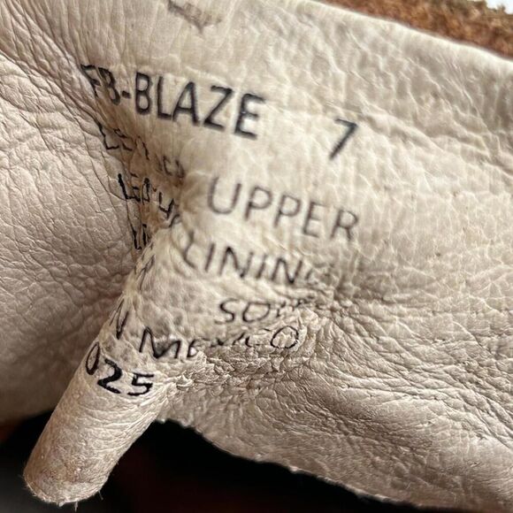 FREEBIRD BY STEVEN Blaze Womens Bootie US 7 Brown Suede Strappy Rugged Boho Boot - Picture 10 of 10